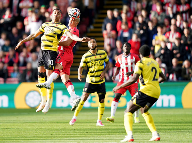 比赛中逆风 比赛中逆风