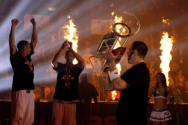 增加不确定 增加不确定